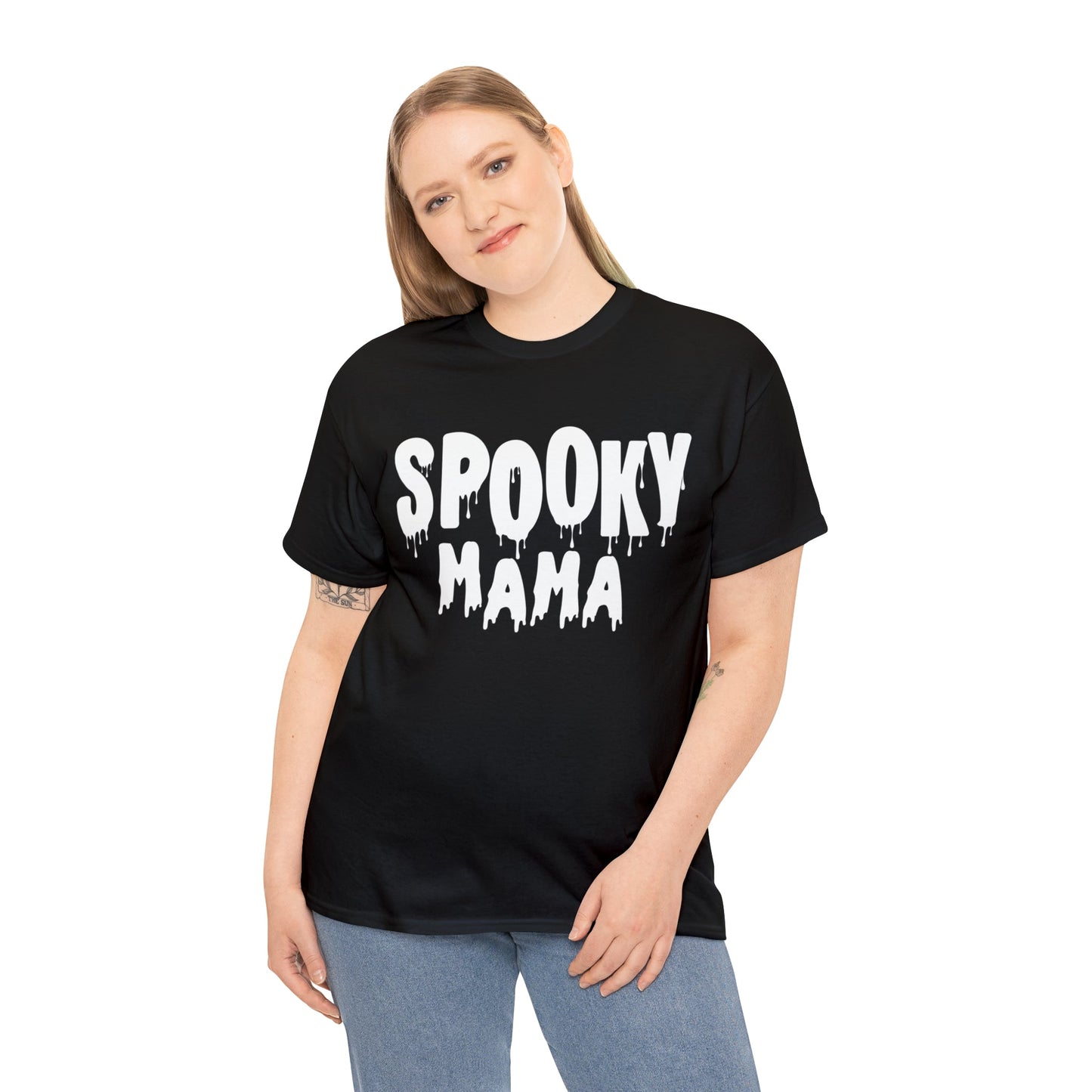 Get Into the Halloween Spirit with Our "Spooky Mama" T-Shirt! 👻🎃