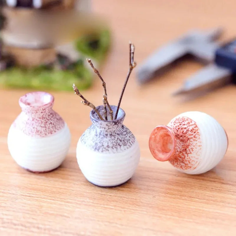 Miniature Resin Vase - Small Decorative Vases for Home and Garden