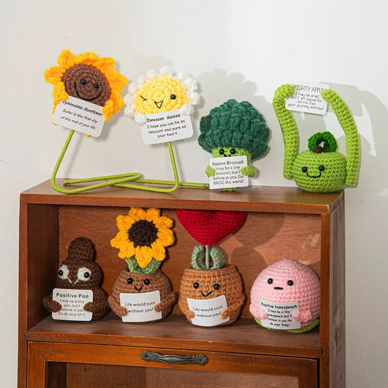 Positive Crochet Bee Desk Decorations – Kawaii Vegetables Doll Toys for Kids by Bandito & Co.