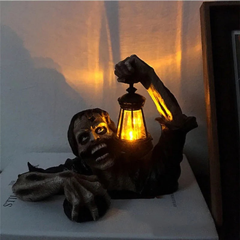 🧟‍♂️ Zombie Lantern Resin Garden Ornament – Spooky Halloween Outdoor Decoration